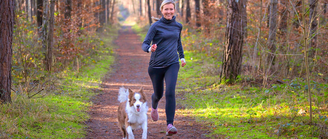 VitaePro_Woman-Running-With-Dog_1322x562_min-min (2).jpg