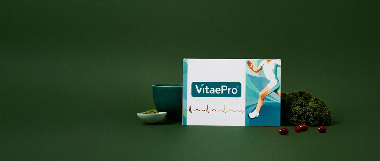 VitaePro_Studio_greensetting_1322x562-min (1).jpg